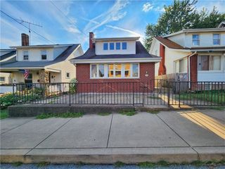 424 Pennsylvania Ave, Rochester, PA 15074