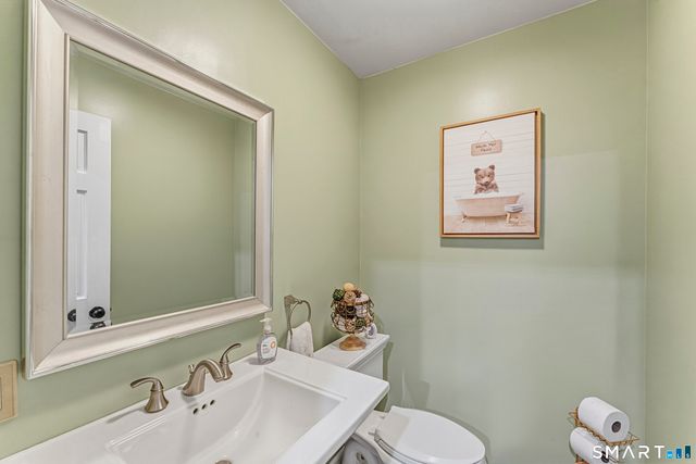 11 Hunt Lane, Weston, CT 06883