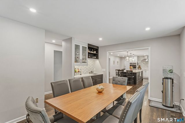 11 Hunt Lane, Weston, CT 06883
