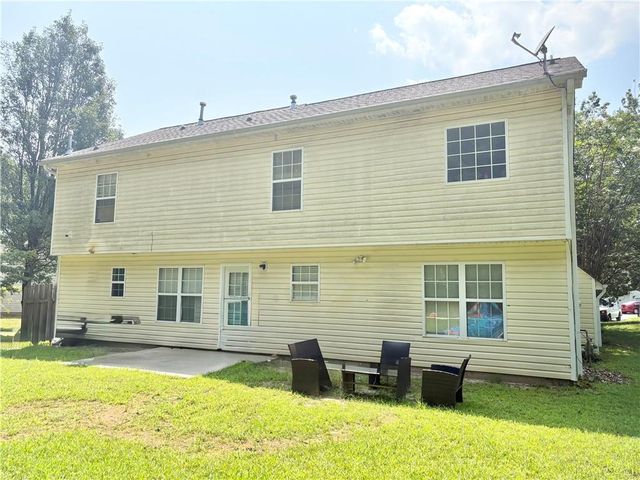 921 Tucker Lane, Loganville, GA 30052