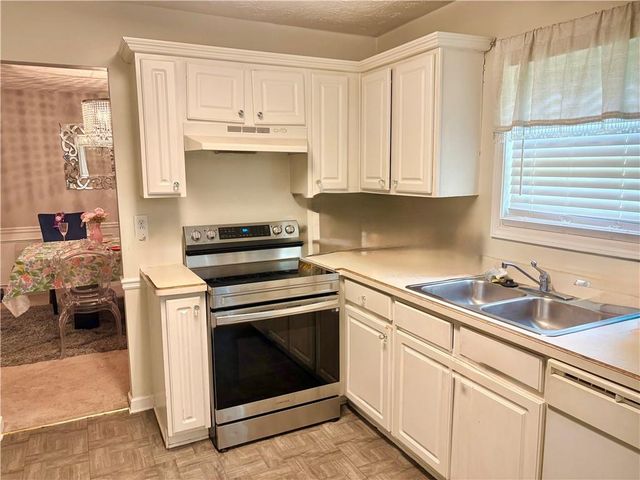 921 Tucker Lane, Loganville, GA 30052