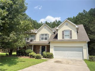 921 Tucker Lane, Loganville, GA 30052