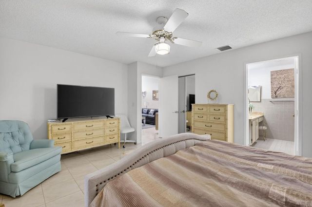 5782 Brook Bound Lane A, Boynton Beach, FL 33437