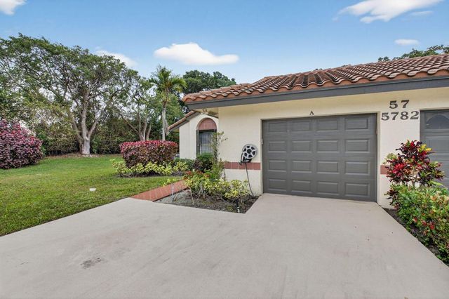 5782 Brook Bound Lane A, Boynton Beach, FL 33437