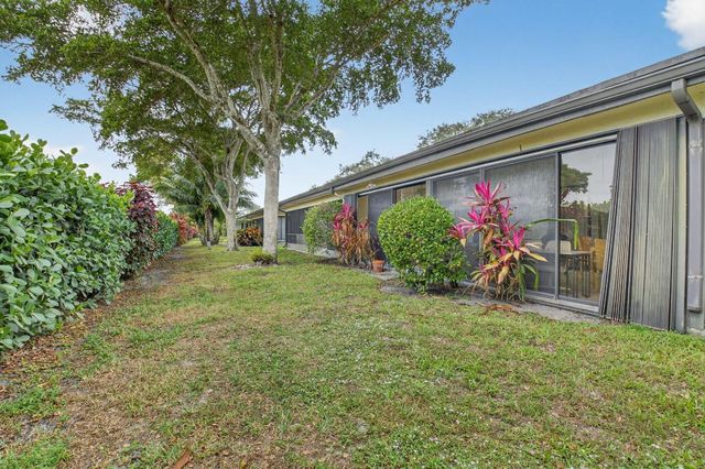 5782 Brook Bound Lane A, Boynton Beach, FL 33437