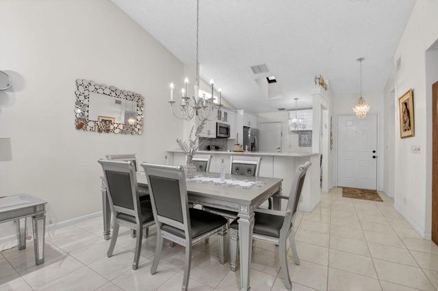 5782 Brook Bound Lane A, Boynton Beach, FL 33437