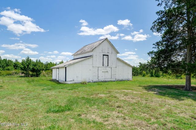 1352 Cornwallis Road, Rose Hill, NC 28458