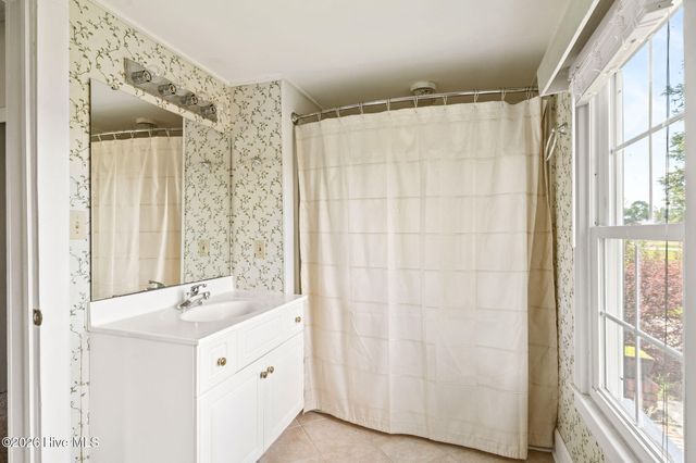 1352 Cornwallis Road, Rose Hill, NC 28458