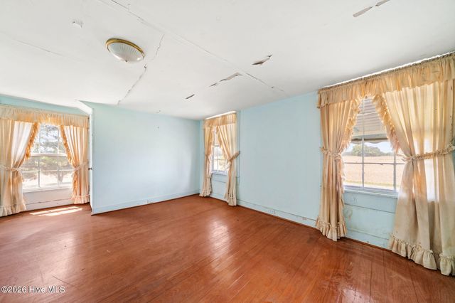 1352 Cornwallis Road, Rose Hill, NC 28458