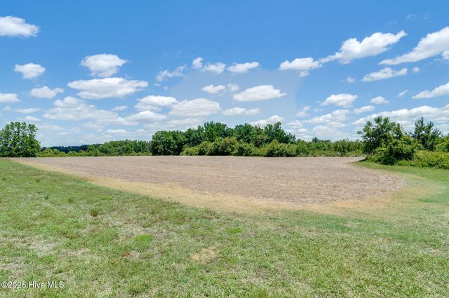 1352 Cornwallis Road, Rose Hill, NC 28458