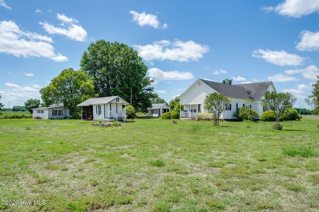 1352 Cornwallis Road, Rose Hill, NC 28458