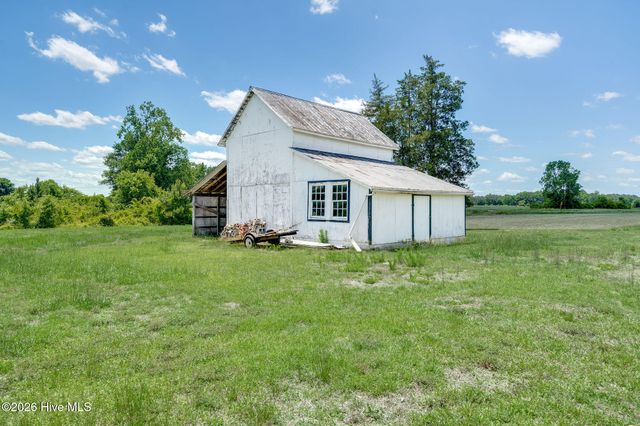 1352 Cornwallis Road, Rose Hill, NC 28458