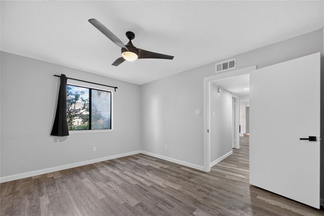 6646 E Lovers Lane 911, Dallas, TX 75214
