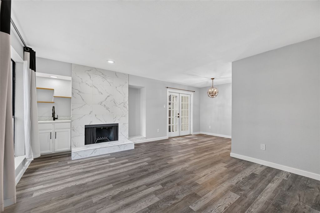 6646 E Lovers Lane 911, Dallas, TX 75214