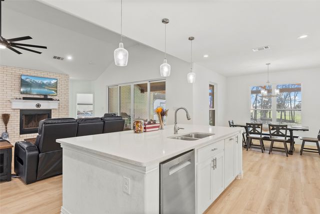 3557 County Road 4110, Campbell, TX 75422