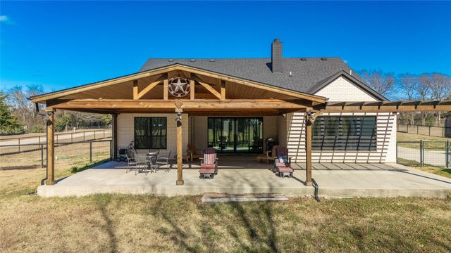 3557 County Road 4110, Campbell, TX 75422