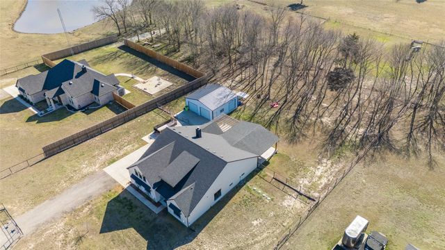 3557 County Road 4110, Campbell, TX 75422