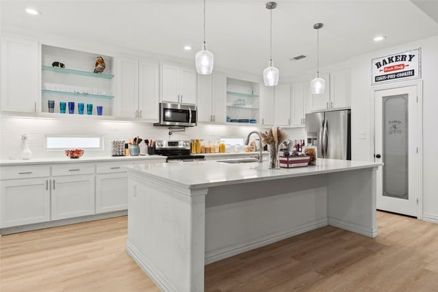 3557 County Road 4110, Campbell, TX 75422