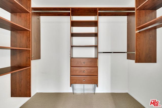 4501 Cedros Avenue 206, Sherman Oaks, CA 91403