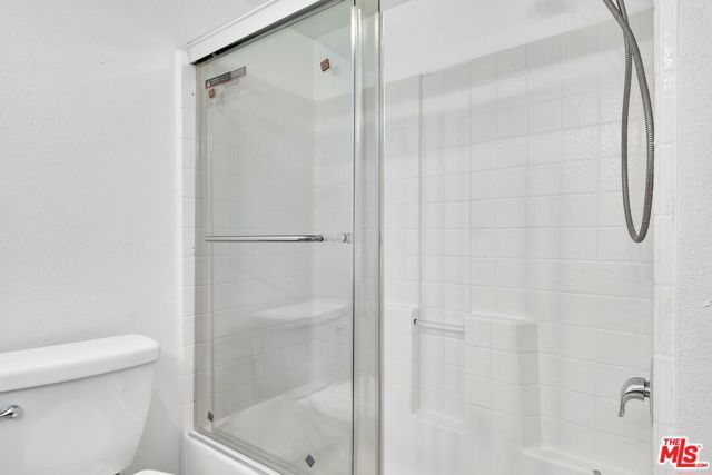 4501 Cedros Avenue 206, Sherman Oaks, CA 91403