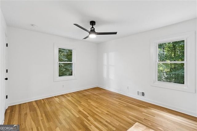 60 Willow Springs Lane, Roswell, GA 30075