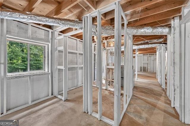 60 Willow Springs Lane, Roswell, GA 30075