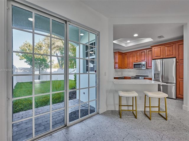 475 Ocean Ridge Way, Juno Beach, FL 33408
