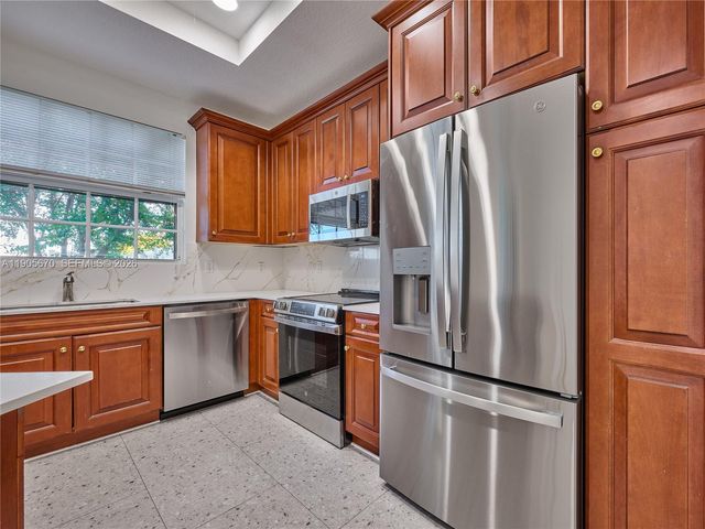 475 Ocean Ridge Way, Juno Beach, FL 33408