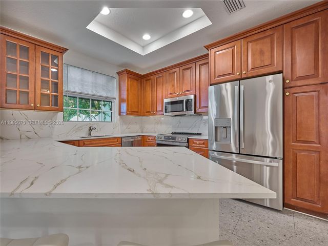475 Ocean Ridge Way, Juno Beach, FL 33408
