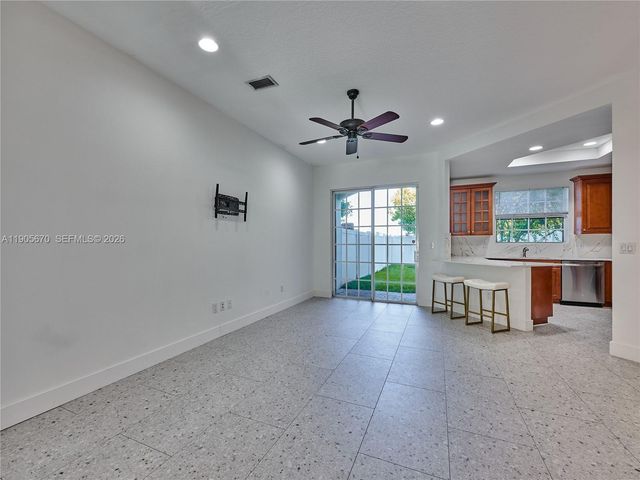 475 Ocean Ridge Way, Juno Beach, FL 33408