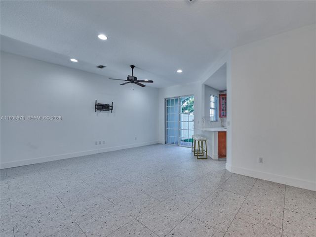 475 Ocean Ridge Way, Juno Beach, FL 33408