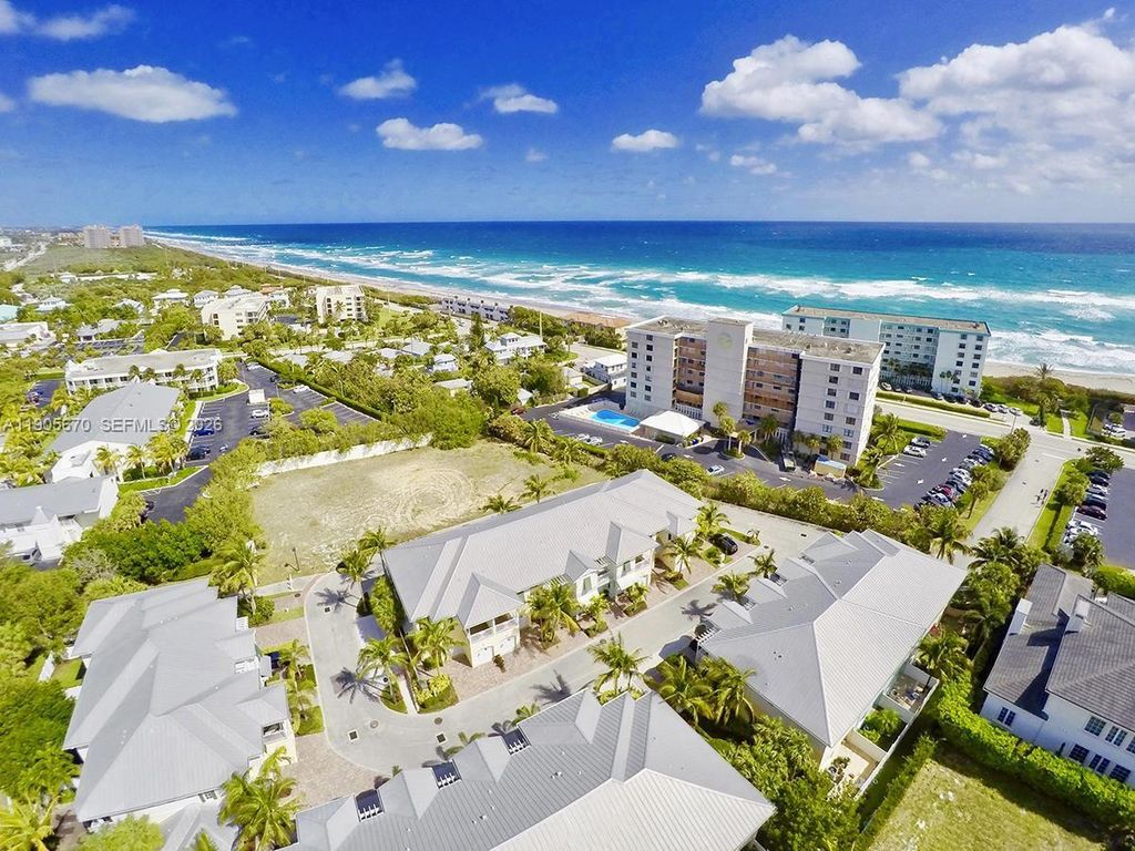 475 Ocean Ridge Way, Juno Beach, FL 33408