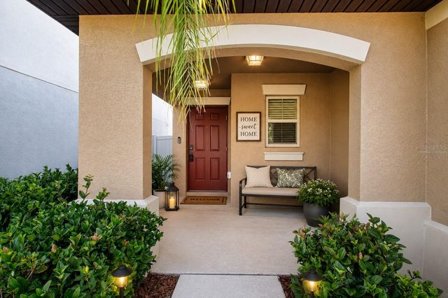 9437 LEMON DROP LOOP, Sun City Center, FL 33573