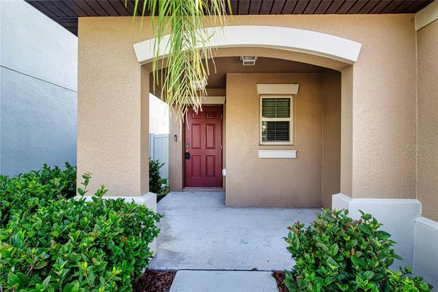 9437 LEMON DROP LOOP, Sun City Center, FL 33573