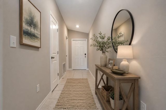 9437 LEMON DROP LOOP, Sun City Center, FL 33573