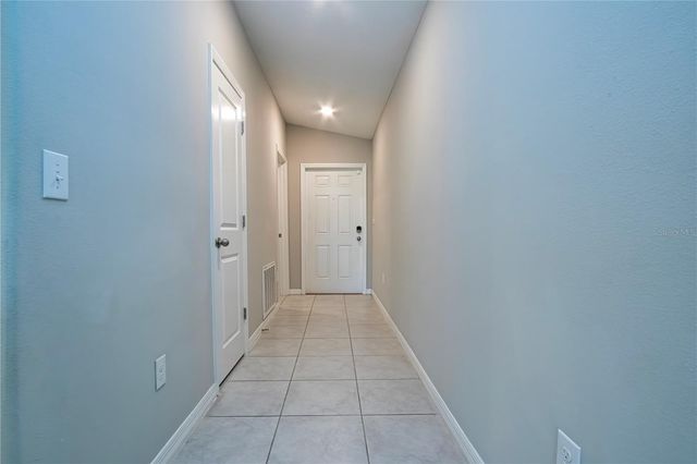 9437 LEMON DROP LOOP, Sun City Center, FL 33573