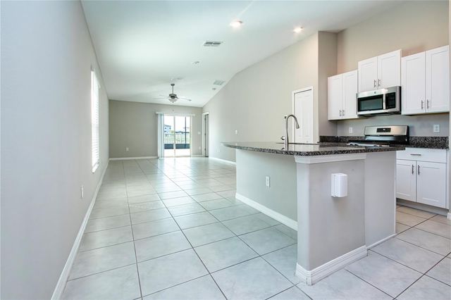 9437 LEMON DROP LOOP, Sun City Center, FL 33573