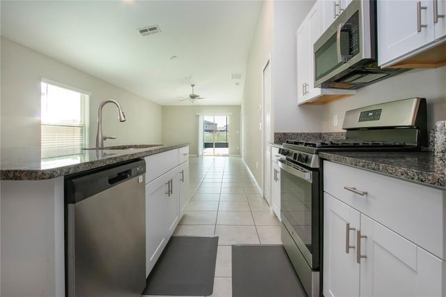 9437 LEMON DROP LOOP, Sun City Center, FL 33573
