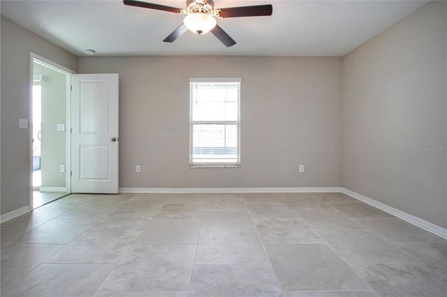 9437 LEMON DROP LOOP, Sun City Center, FL 33573