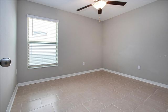 9437 LEMON DROP LOOP, Sun City Center, FL 33573