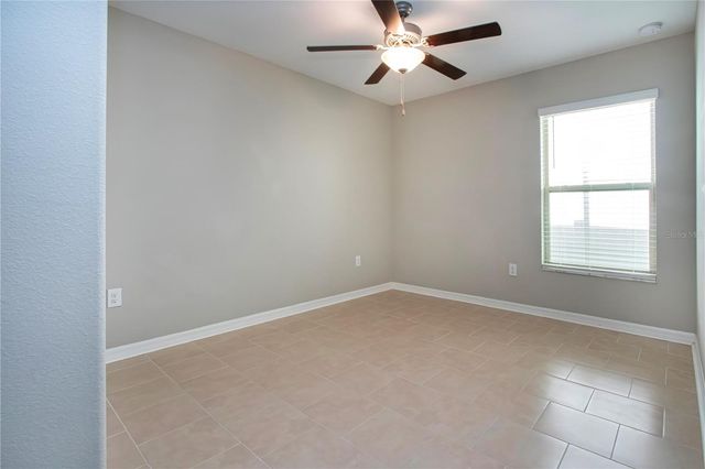 9437 LEMON DROP LOOP, Sun City Center, FL 33573
