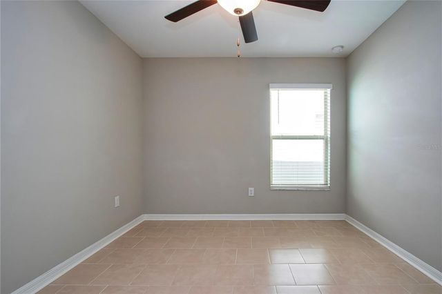 9437 LEMON DROP LOOP, Sun City Center, FL 33573