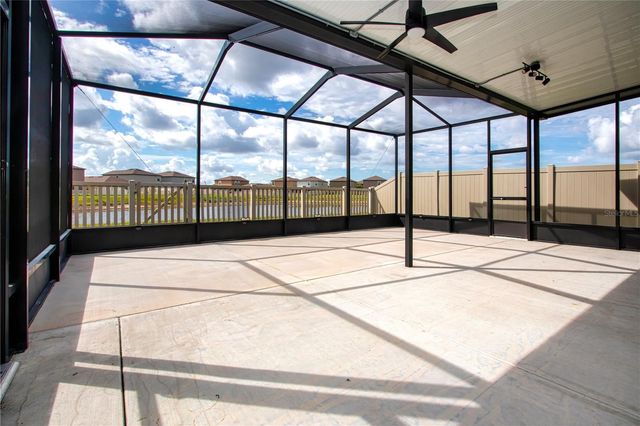 9437 LEMON DROP LOOP, Sun City Center, FL 33573