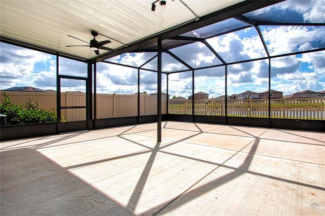 9437 LEMON DROP LOOP, Sun City Center, FL 33573