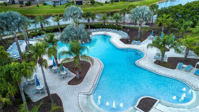 9437 LEMON DROP LOOP, Sun City Center, FL 33573