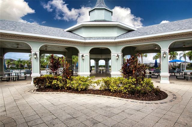 9437 LEMON DROP LOOP, Sun City Center, FL 33573