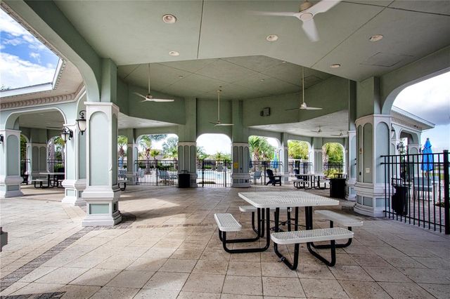 9437 LEMON DROP LOOP, Sun City Center, FL 33573