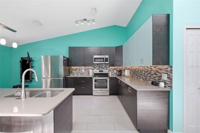 1014 CONLEY DRIVE, Oviedo, FL 32765