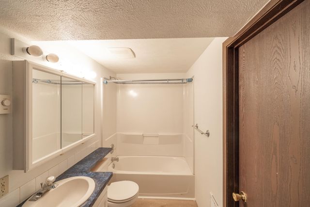 708 E Decatur Ave, Spokane, WA 99208