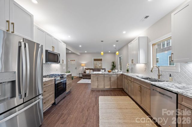 102 Clingman Avenue, Asheville, NC 28801